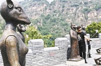 石林峽現(xiàn)山寨圓明園獸首像